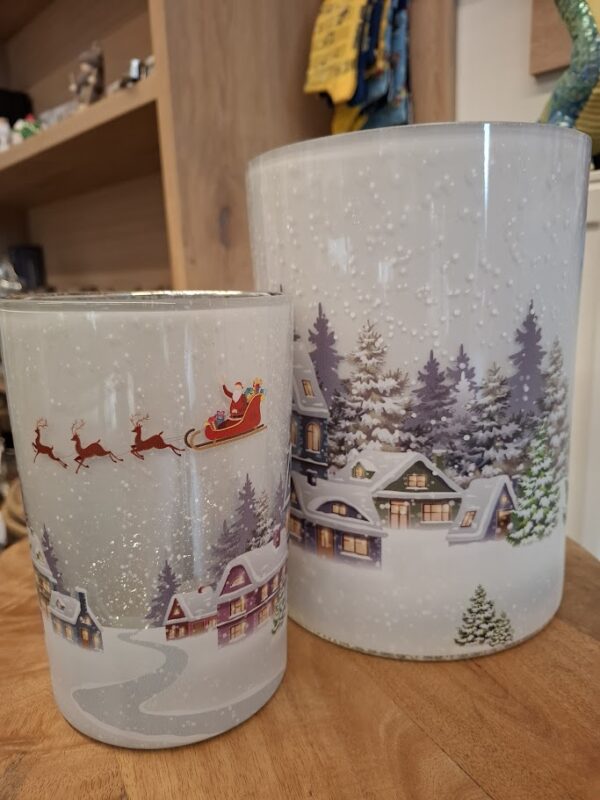 Glaswindlicht "Santa mit Schlitten und Elche"