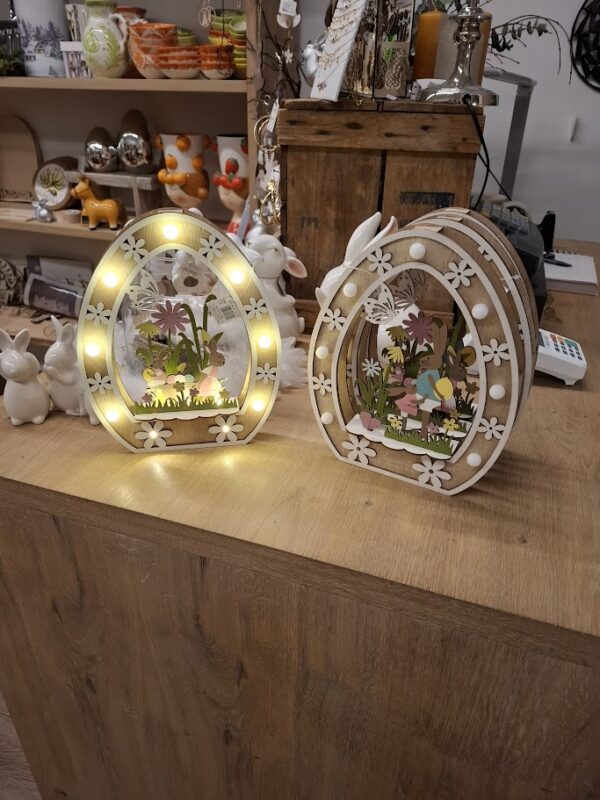 Osterei aus Holz mit LED Hasenmama/Hasenpapa